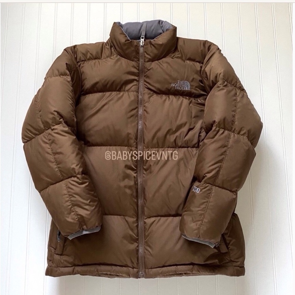 North Face 550 Nuptse Puffer Jacket 🤎
